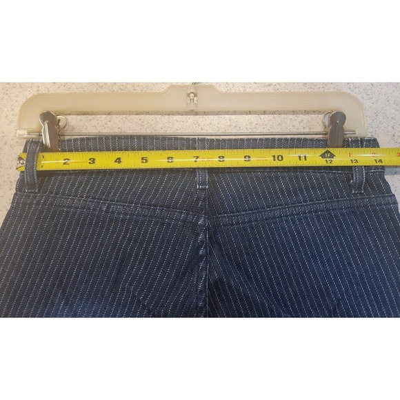 Y2K NWT Women's SZ 1/2 Distressed Flare Pinstripe Boot Cut BDG Jeans Raw Hem - Picture 7 of 9